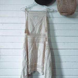 Doe & Rae Blouse! Lace like eyelet trimming! S